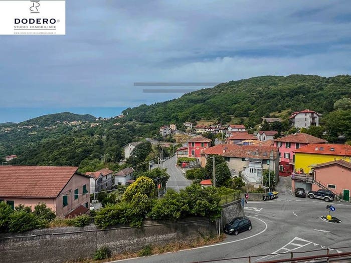 Appartamento quadrilocale in vendita in Via Don Mario Pertica, Casella