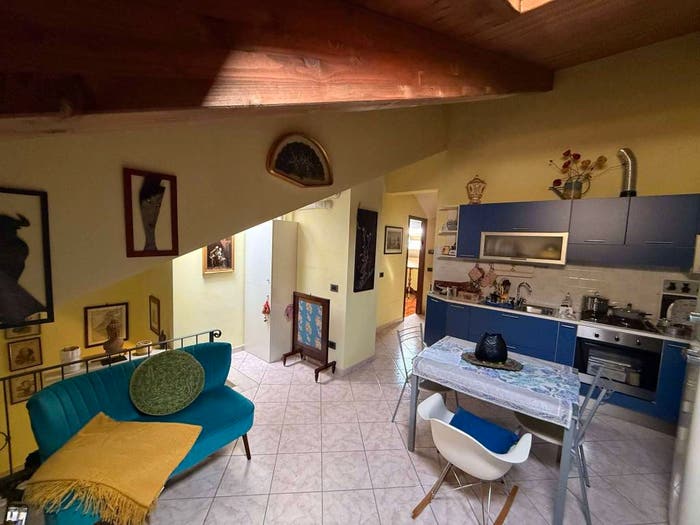 Appartamento quadrilocale in vendita in Infrangibile, Piacenza