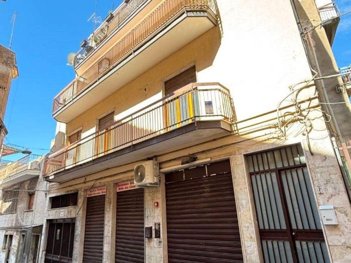 Appartamento quadrilocale in vendita in Via Vacca, Paternò