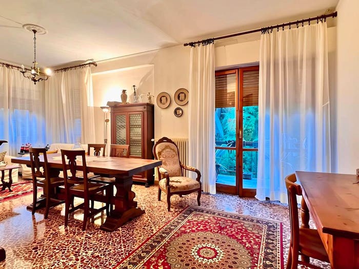 Appartamento con 6 locali in vendita in Via Domenico Ghirlandaio, Giotto, Arezzo