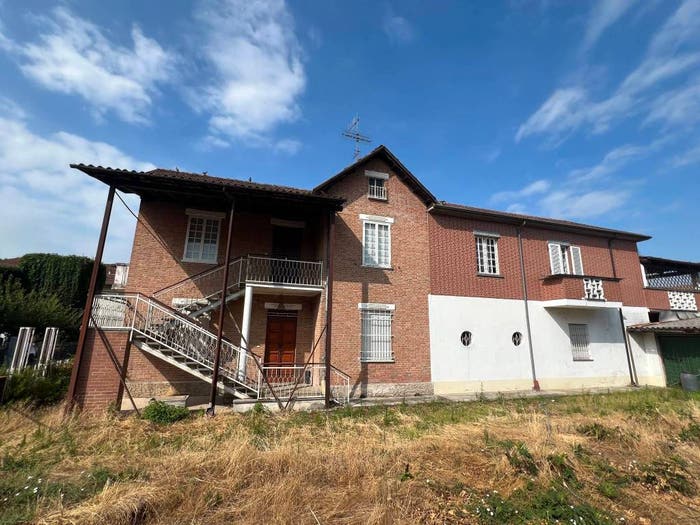 Casa con 6 locali in vendita in Via Giacomo Scotti, Motta, Costigliole d'Asti