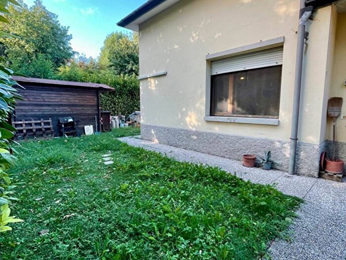 Appartamento quadrilocale in vendita in Via RViganò, Caselle, Crevalcore