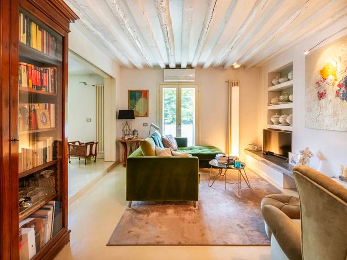 Appartamento con 6 locali in vendita in Via Vetere, Ticinese, Milano