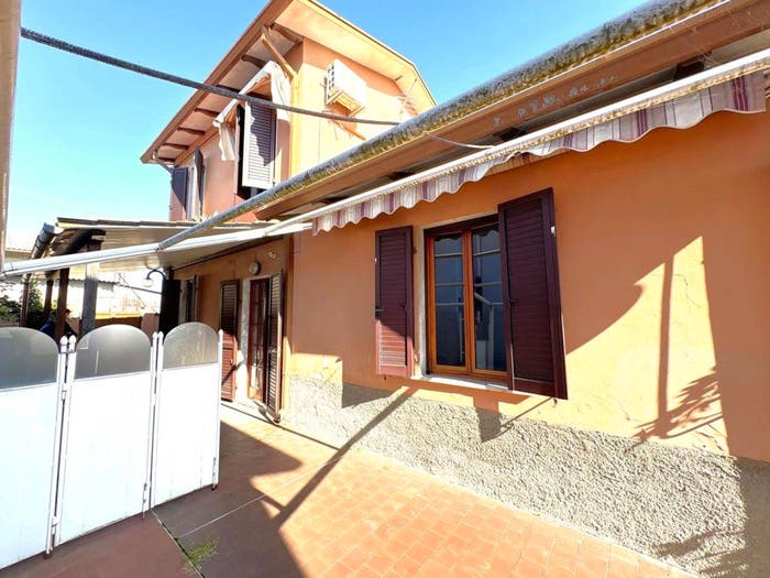 Casa trilocale in vendita in Via Giovanni Amendola, Perticata Bonascola Nazzano, Carrara