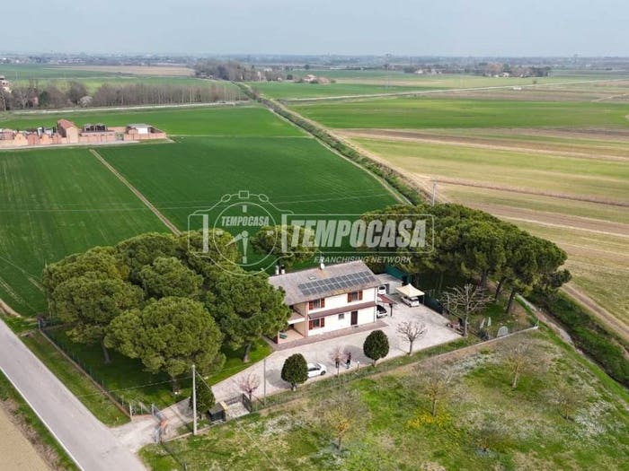 Casa con 5 locali in vendita in Via Serachieda, Casemurate, Forlì