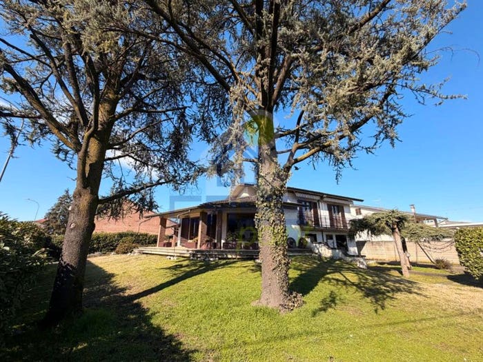 Casa con 6 locali in vendita in VIA SAN MARCO, Centro Storico, Piacenza