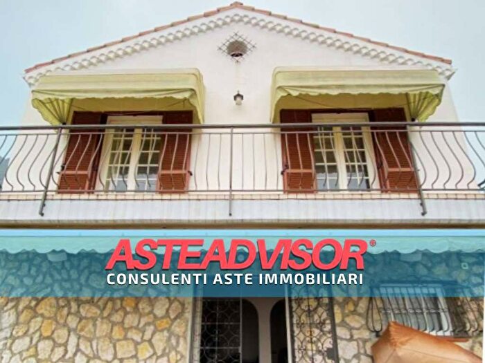Casa con 6 locali in vendita in Frazione San Bernardo Località Seglia Via Tamagna, Seglia Sant'Anna, Ventimiglia