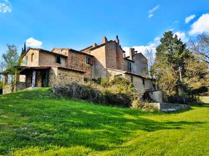 Casa con 6 locali in vendita in Via Caduti Del Lavoro, Centro, Città di Castello