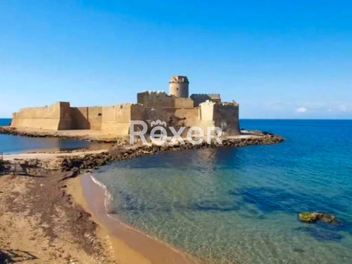 Appartamento trilocale in vendita in Località Santa Domenica, Isola di Capo Rizzuto