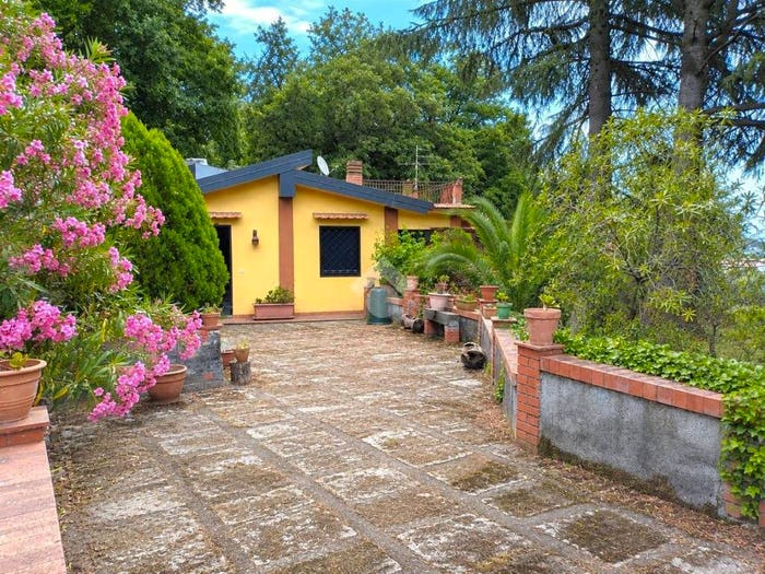 Casa trilocale in vendita in via trigona, Centro, Pedara