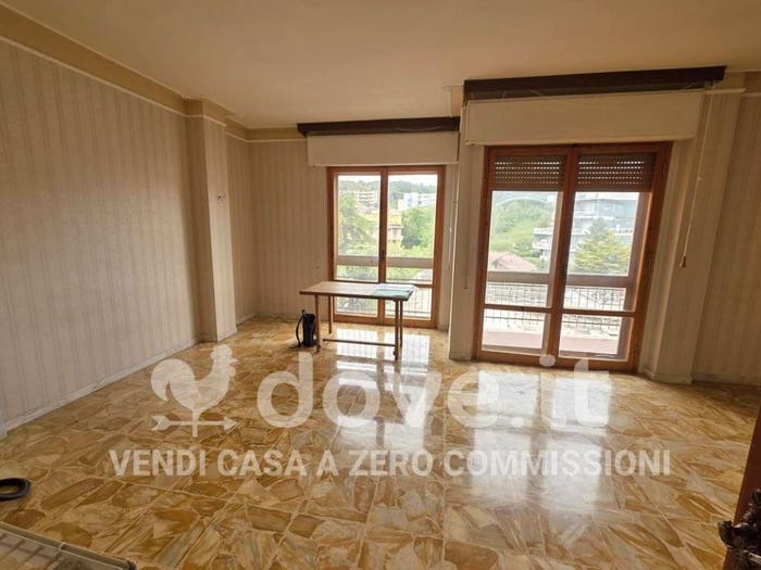 Appartamento con 5 locali in vendita in Via Alessandro Manzoni, Centro, Chianciano Terme