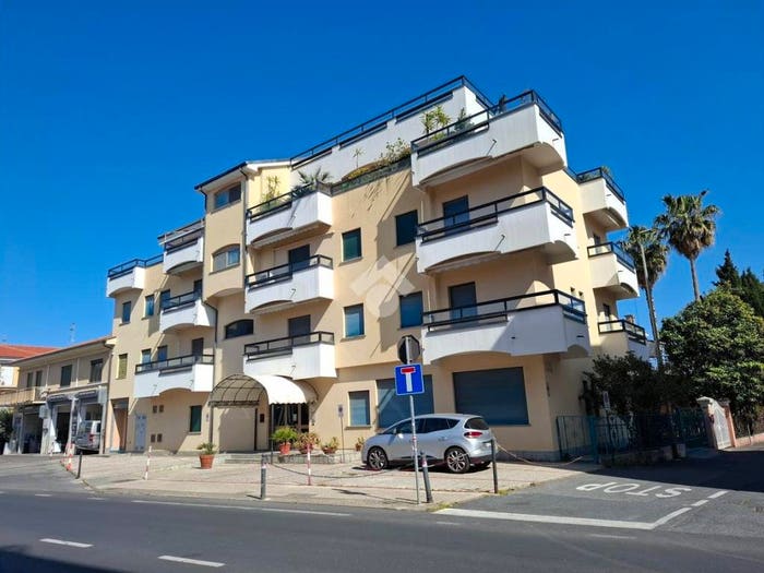 Appartamento monolocale in vendita in Via Generale Ardoino, Centro, Diano Marina