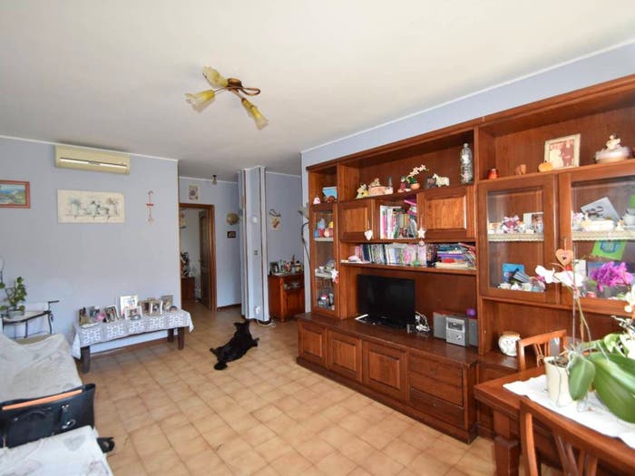 Appartamento trilocale in vendita in Strada della Leonessa, Centro, Ovada
