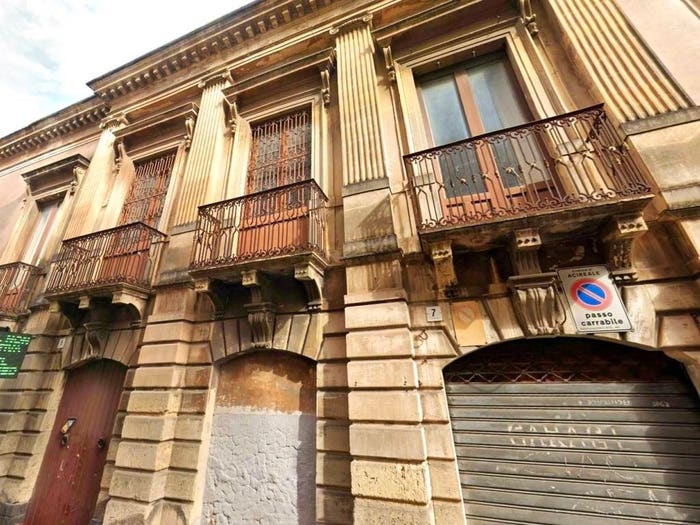 Casa con 6 locali in vendita in Via Atanasia Acireale CT Italia, Centro Storico, Acireale