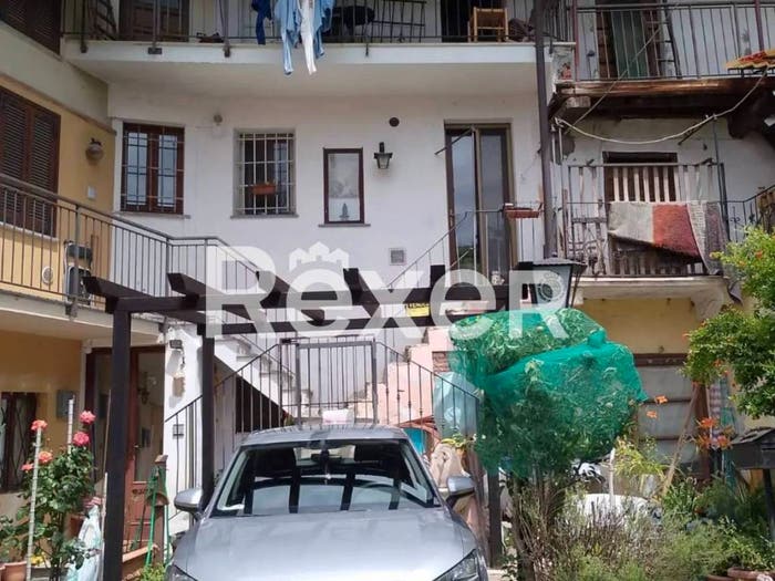 Casa trilocale in vendita in Via Brabbia, Centro, Castelletto Sopra Ticino