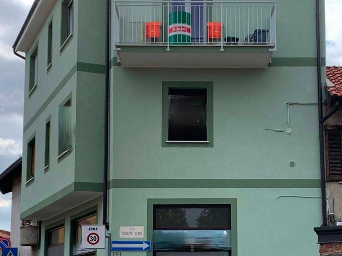 Appartamento trilocale in vendita in Via San Michele, Centro, Parabiago