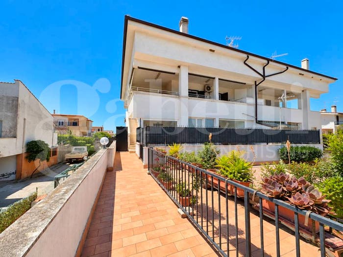 Appartamento quadrilocale in vendita in LUNGOMARE DI TOR SAN LORENZO, Lido dei Coralli Sabbiedoro, Ardea