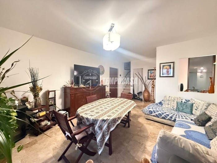 Appartamento con 6 locali in vendita in Via delle Rose, Centro, Pieve Emanuele