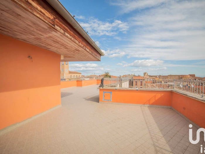 Appartamento trilocale in vendita in Via giorgi, Centro Storico, Fano