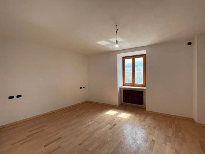 Appartamento quadrilocale in vendita in Frazione Casez, Casez, Sanzeno