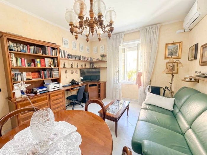 Appartamento trilocale in vendita in Via Giuseppe Chiovenda, Cinecittà, Roma