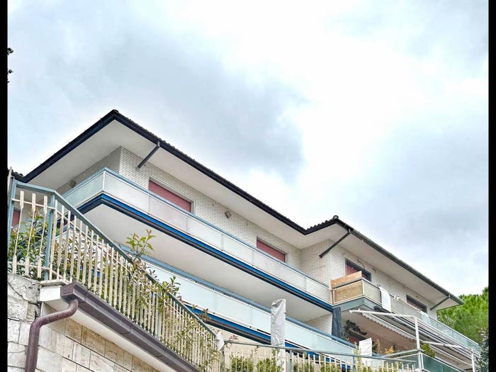 Appartamento quadrilocale in vendita in Borgo Rodi, Ancona