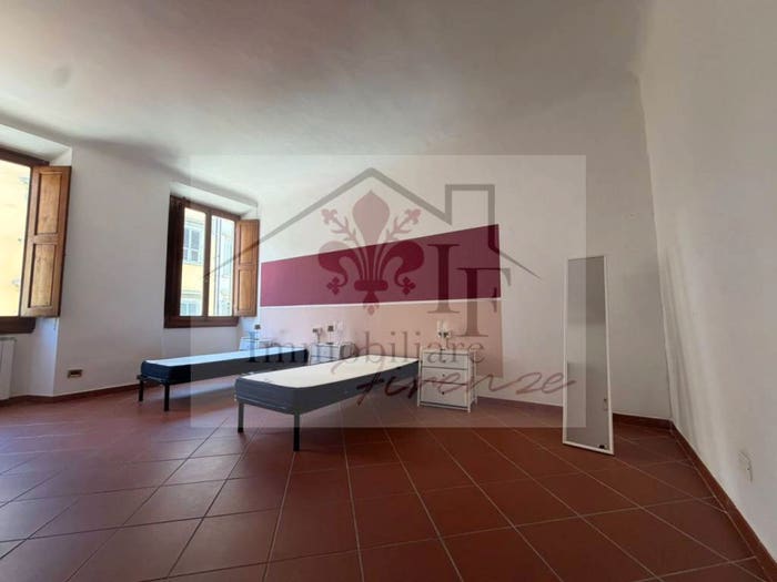 Appartamento con 5 locali in vendita in Borgo Ognissanti, San Marco SS Annunziata, Firenze