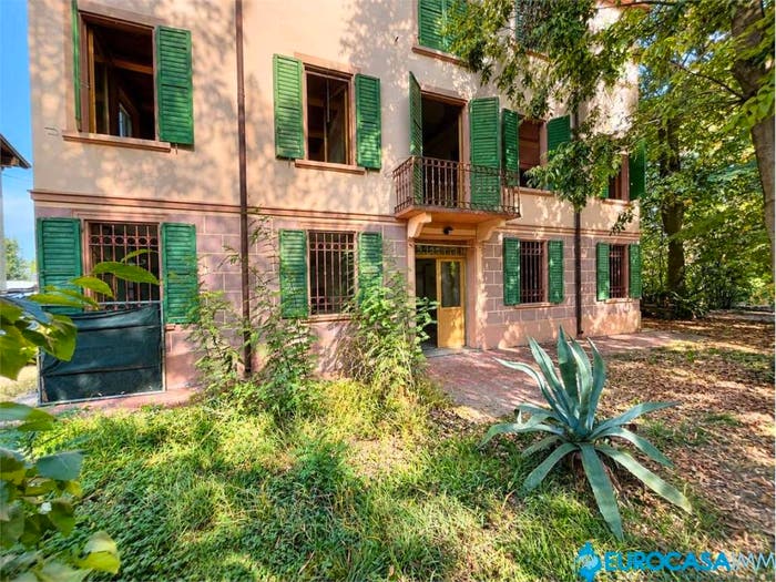 Casa con 6 locali in vendita in Via Migliarina Budrione ovest, Migliarina Budrione, Carpi