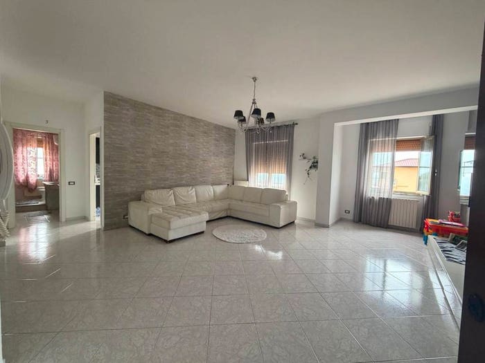 Appartamento quadrilocale in vendita in Via Madonna della Spina, Nicastro Sambiase, Lamezia Terme