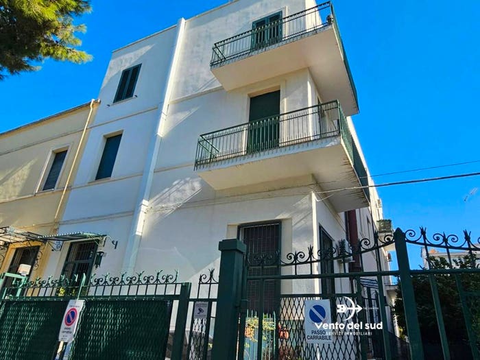 Appartamento trilocale in vendita in Via Regina Elena, San Lazzaro, Lecce