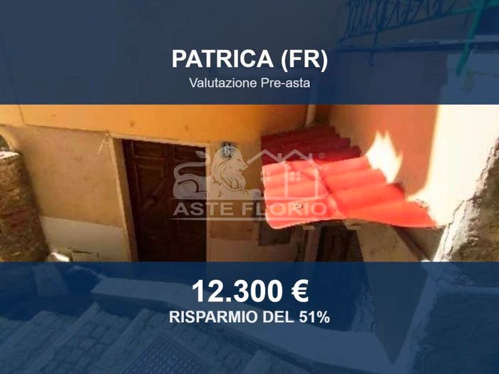 Appartamento con 5 locali in vendita in Via dell'Indipendenza, Centro, Patrica