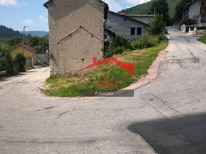 Casa in vendita in Via Chiesa, Asiago