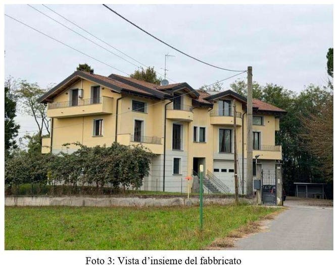 Appartamento trilocale in vendita in Via Tremoncino, Cassago Brianza