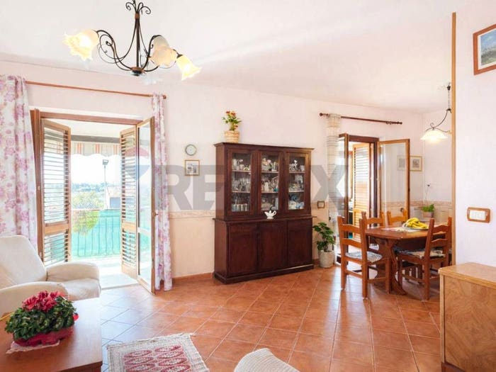 Appartamento trilocale in vendita in via san francesco d'assisi, Riposto