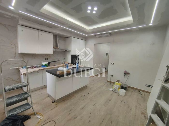 Appartamento trilocale in vendita in Via S Francesco, Centro, Viareggio