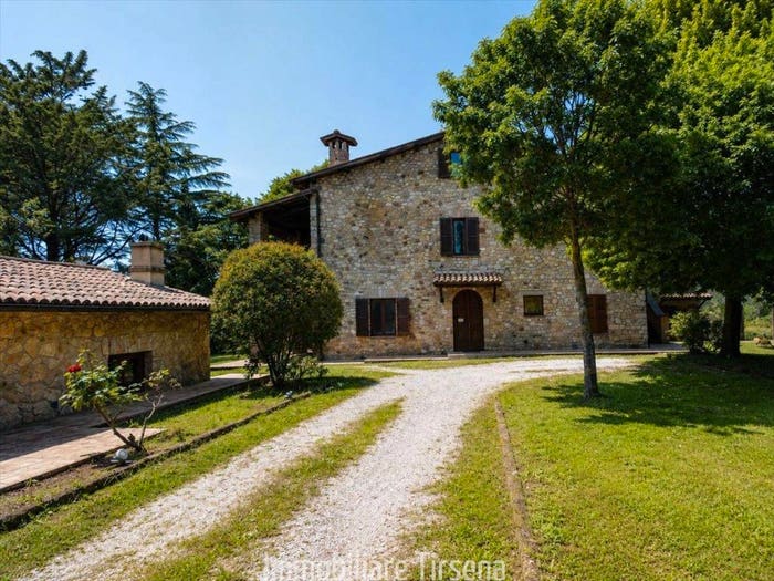 Casa con 6 locali in vendita in Centro, Orvieto