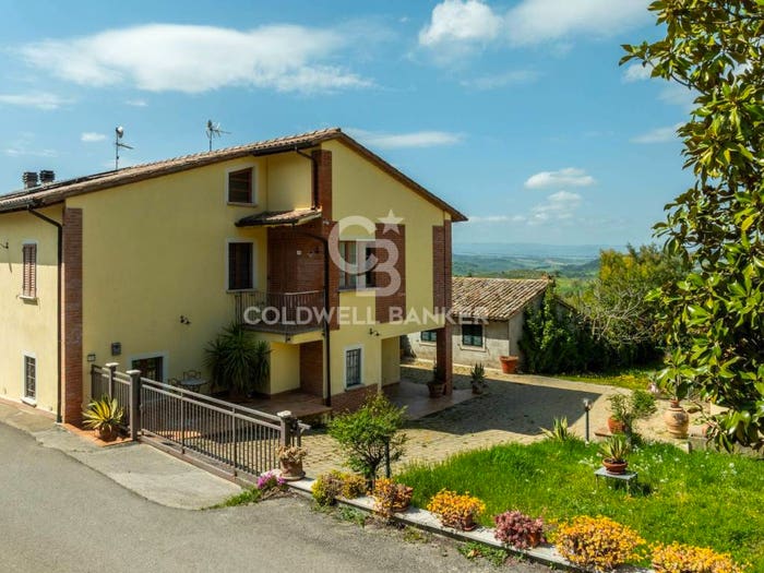 Casa con 6 locali in vendita in Via Vittorio Emanuele, Centro, Gualdo Cattaneo