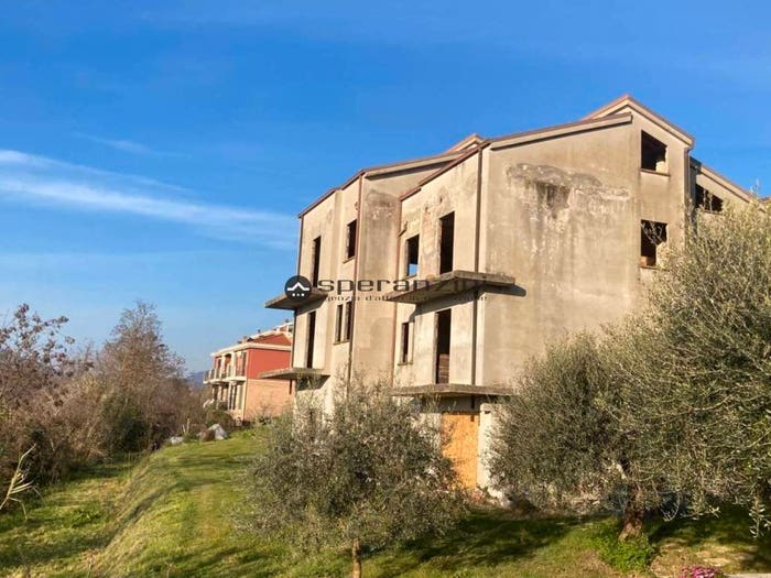 Casa con 5 locali in vendita in sterpeti, Sterpeti, Montefelcino