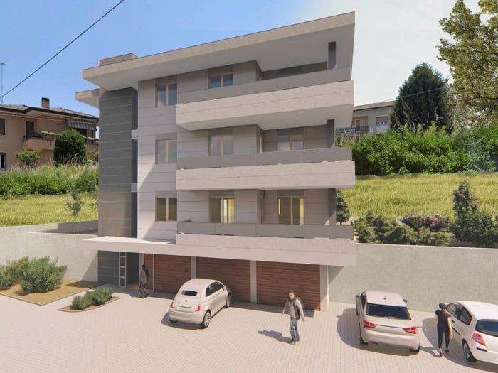 Appartamento quadrilocale in vendita in Via Solferino, Semicentro, Cantù