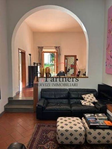 Casa con 6 locali in vendita in Via del Gelsomino, Due Strade San Gaggio, Firenze