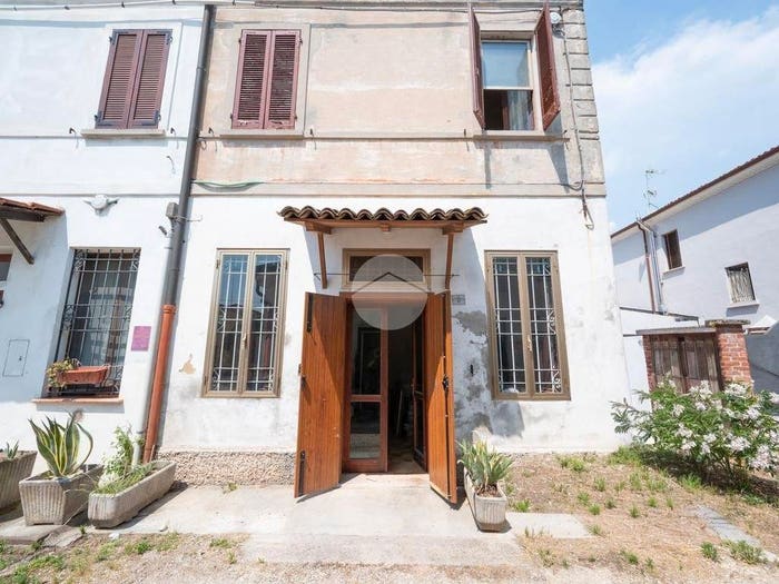 Casa bilocale in vendita in Vicolo Stretto, Grazie, Curtatone