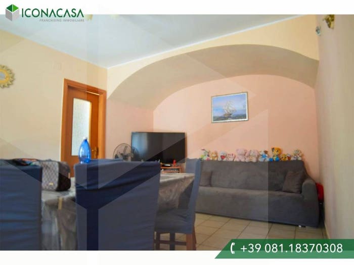 Appartamento trilocale in vendita in Via Antonio De Curtis, Arzano