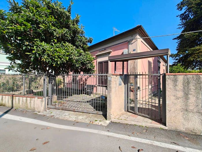 Casa quadrilocale in vendita in Via Solferino, Viale Bovio Piazza Duca degli Abruzzi, Pescara