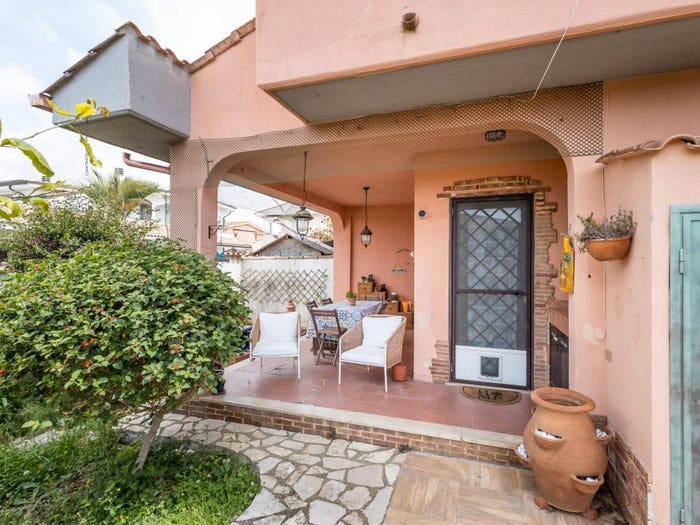 Casa trilocale in vendita in Via Mar Caspio, Torvaianica Alta, Pomezia