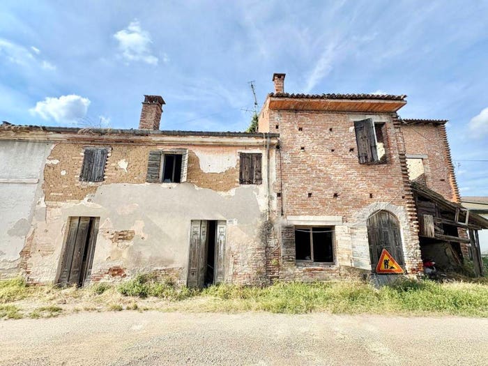 Casa con 6 locali in vendita in Via Caselle, Centro, Nogara