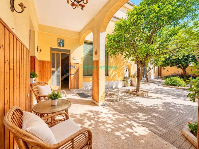 Casa con 6 locali in vendita in Via Paderi, San Gavino Monreale